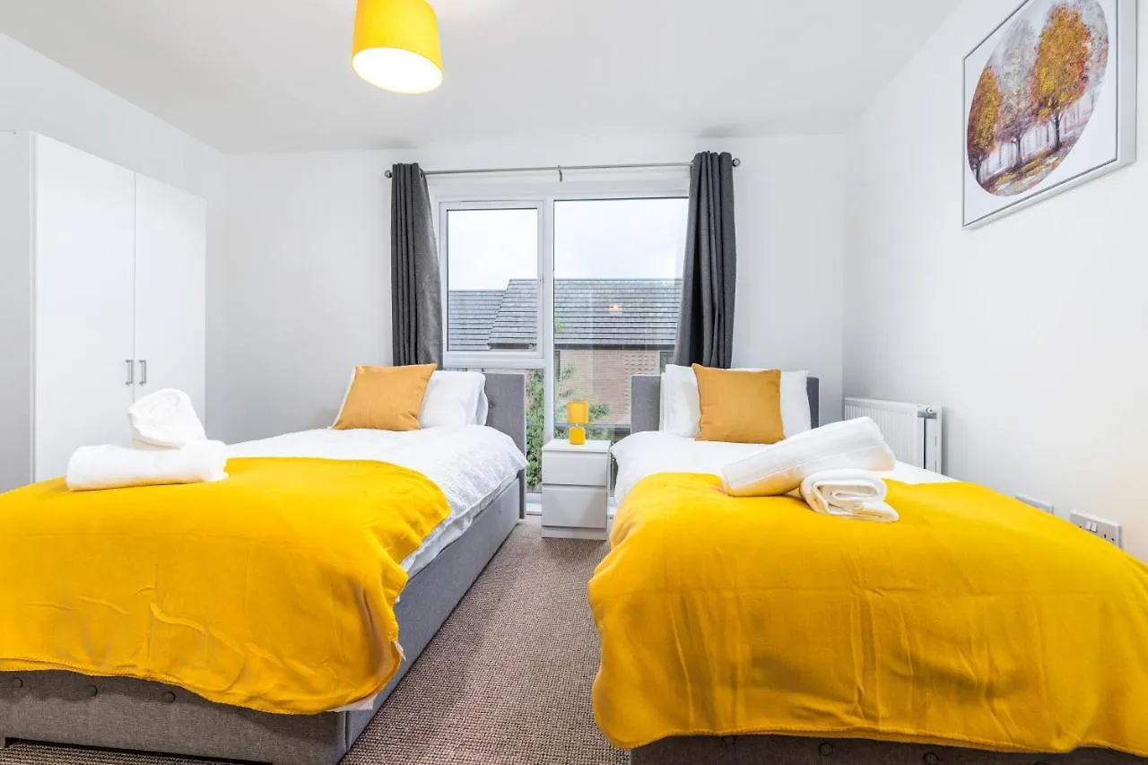 Fortified Luxury Apartment With Balcony And Free Parking Bristol Egyesült Királyság